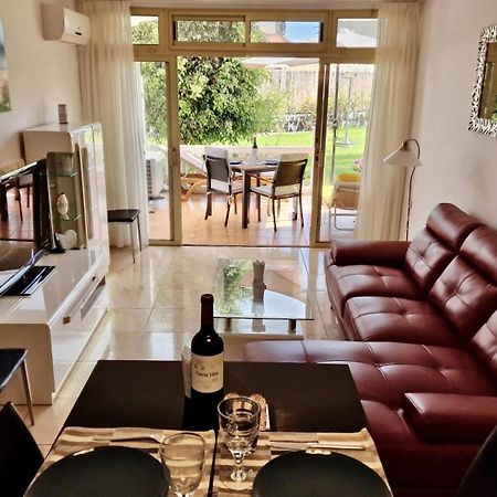 Tamaran 102 - Los Campos - Lux Garden Apt Near Dunes, Quiet-Central-Renovated San Bartolome Bagian luar foto
